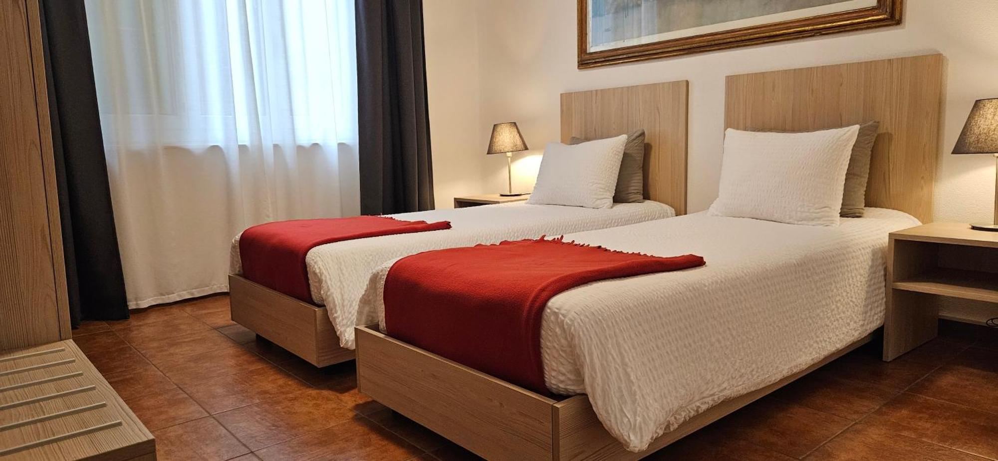 Hotel Elvezia - Self Check-In Lavorgo ภายนอก รูปภาพ